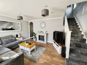 Lounge- click for photo gallery